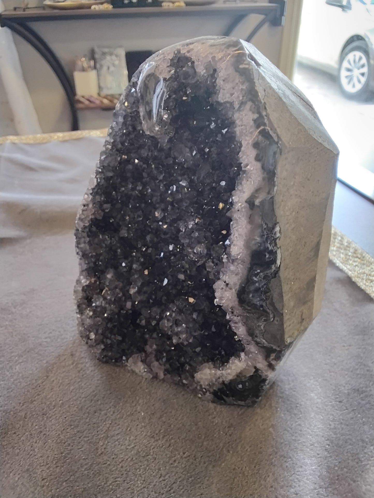 Amethyst 1.3 Kg