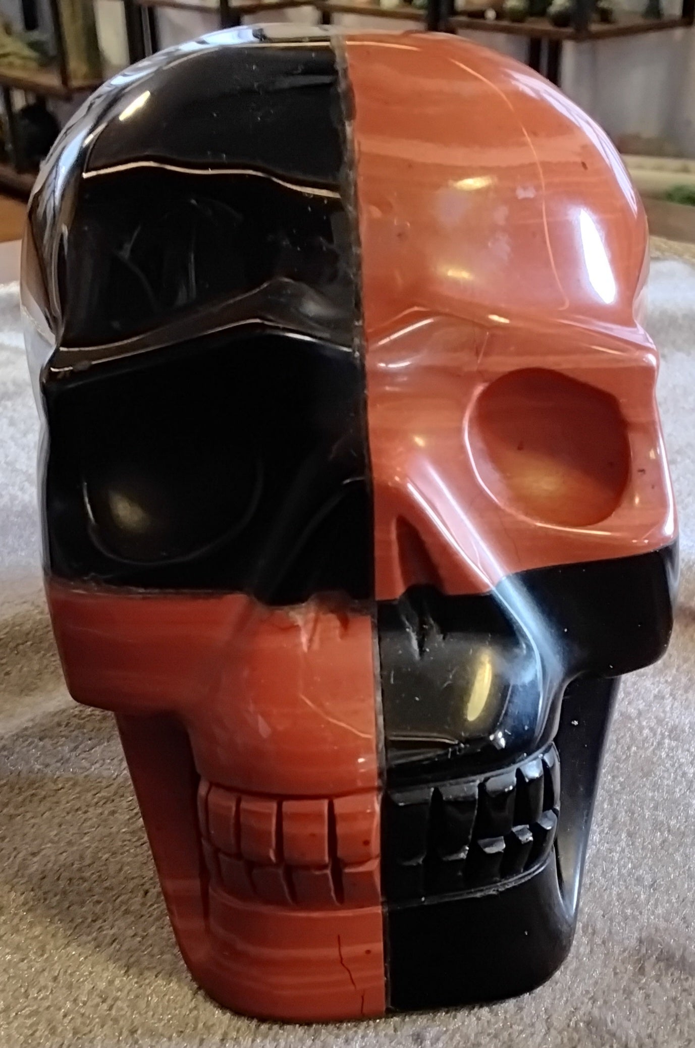Obsidian/Red Jasper Skull -1