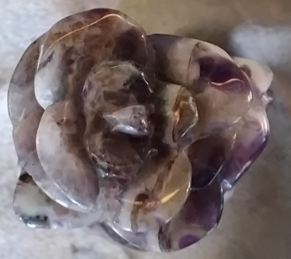 Dream Amethyst Hand with Rose