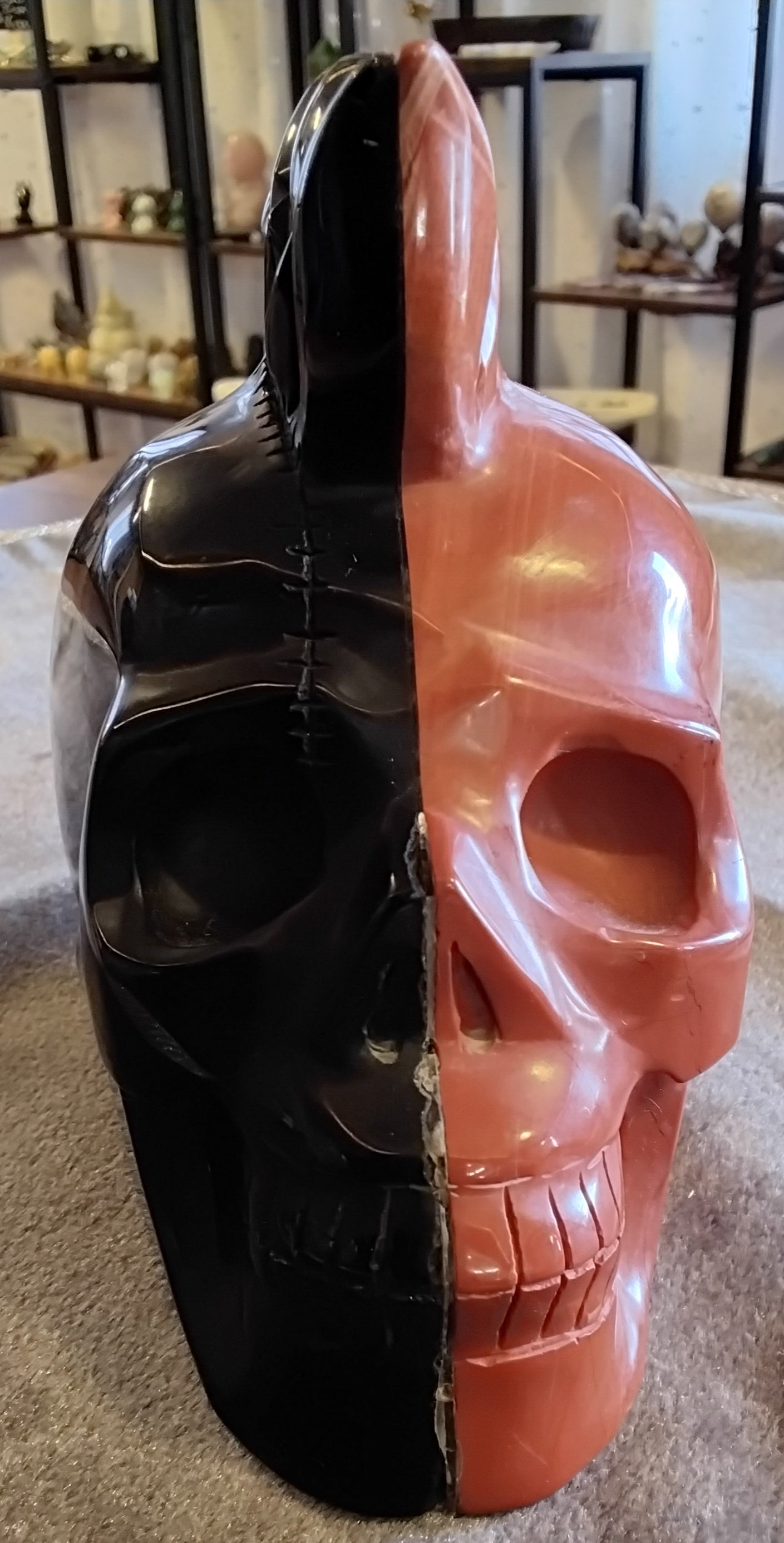 Obsidian/Red Jasper Skull -2